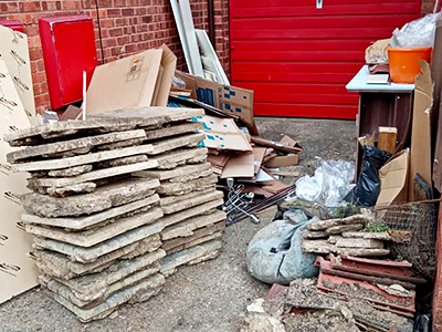 A happy customer for a domestic removal.